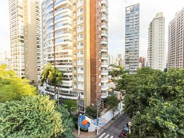 Apartamento 1 quarto e 1 banheiro, à venda, no bairro Vila Nova Conceição em São Paulo