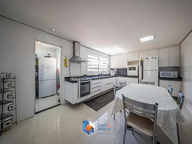 Casa 6 quartos e 6 banheiros, à venda, no bairro Vila Mariana em São Paulo