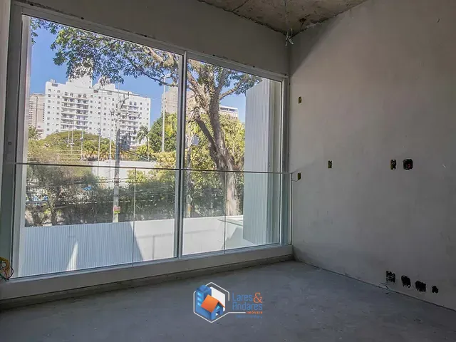 Casa 3 quartos e 7 banheiros, à venda, no bairro Jardim América em São Paulo