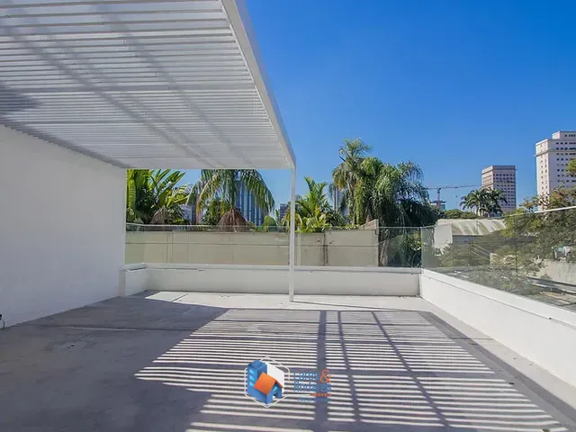 Casa 3 quartos e 7 banheiros, à venda, no bairro Jardim América em São Paulo