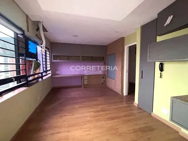 Sala à venda, no bairro Vila Clementino em São Paulo