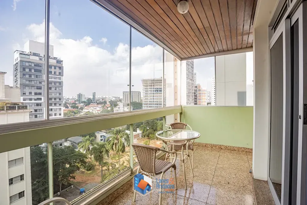 Apartamento, 4 quartos, 220 m² - Foto 1