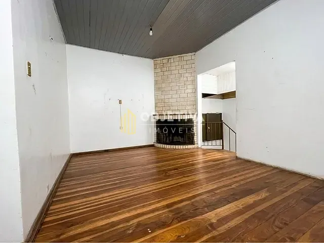 Casa 9 quartos e 6 banheiros, à venda, no bairro São José em Canoas