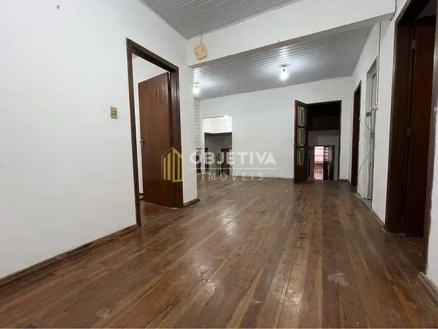 Casa 9 quartos e 6 banheiros, à venda, no bairro São José em Canoas