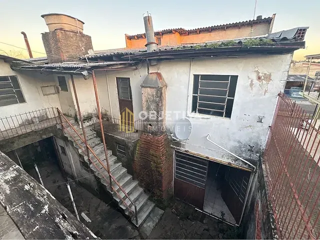 Casa 9 quartos e 6 banheiros, à venda, no bairro São José em Canoas
