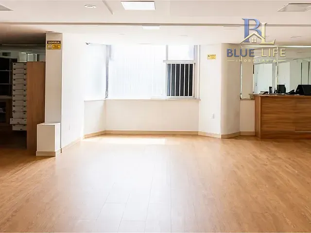 Sala à venda, no bairro Centro em Vitória