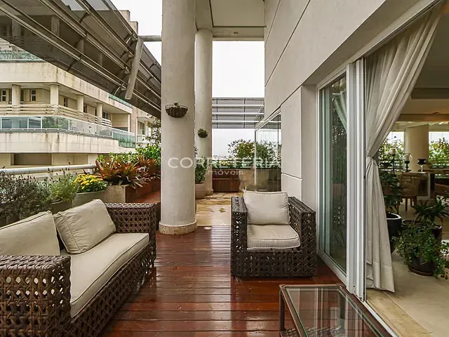 Cobertura / Penthouse 3 quartos e 9 banheiros, à venda, no bairro Campo Belo em São Paulo