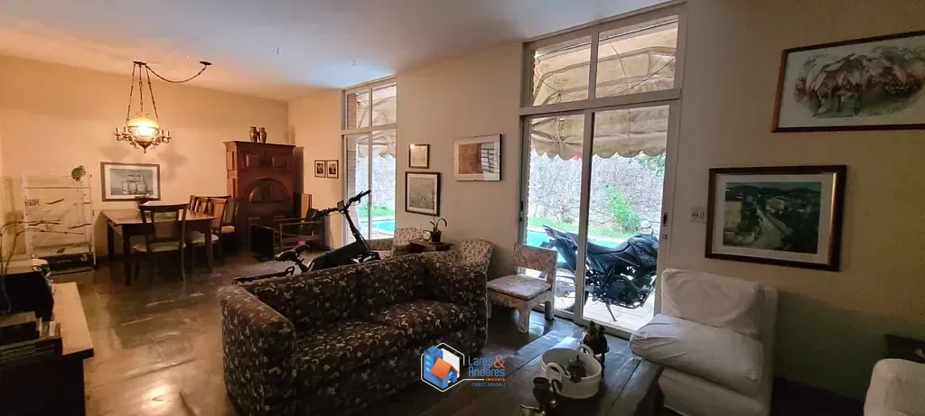 Casa, 3 quartos, 360 m² - Foto 1