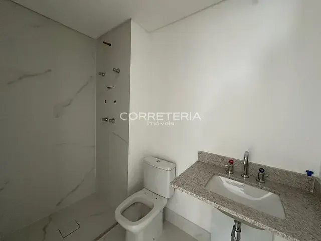 Apartamento 2 quartos e 3 banheiros, à venda, no bairro Moema em São Paulo
