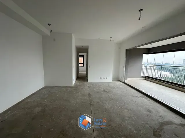 Apartamento 2 quartos e 3 banheiros, à venda, no bairro Moema em São Paulo