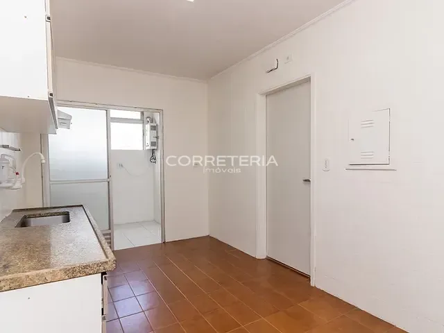 Apartamento 3 quartos e 2 banheiros, à venda, no bairro Moema em São Paulo