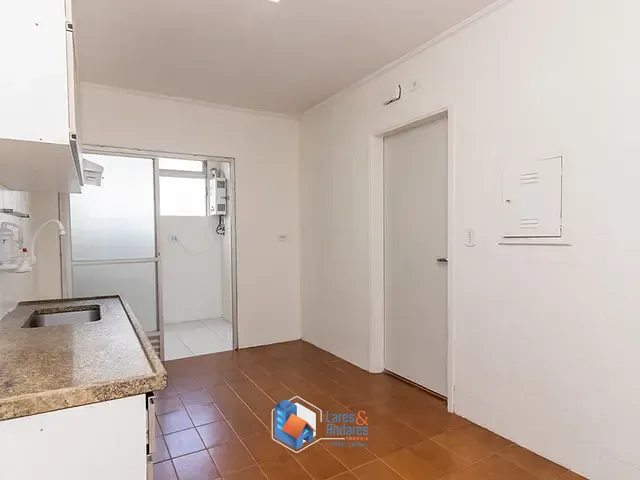 Apartamento 3 quartos e 2 banheiros, à venda, no bairro Moema em São Paulo