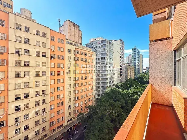 Apartamento 2 quartos e 2 banheiros, à venda, no bairro Centro Histórico em Porto Alegre
