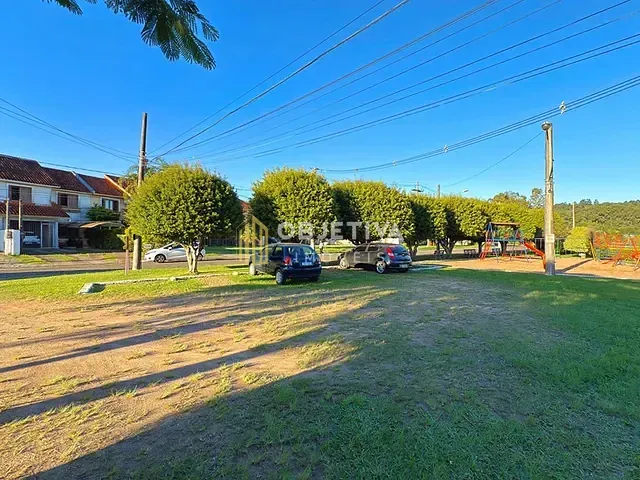 Casa 3 quartos e 4 banheiros, à venda, no bairro Serraria em Porto Alegre