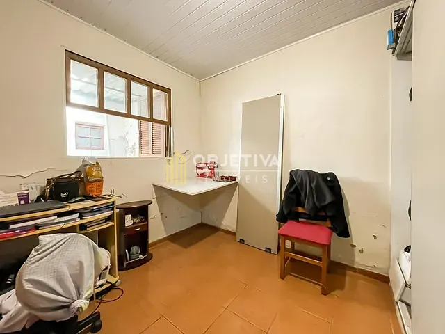 Casa 2 quartos e 1 banheiro, à venda, no bairro Hípica em Porto Alegre
