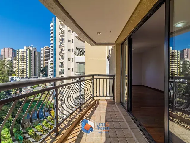 Apartamento 3 quartos e 5 banheiros, à venda, no bairro Vila Andrade em São Paulo