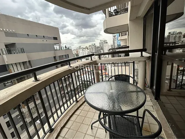 Apartamento 1 quarto e 1 banheiro, à venda, no bairro Itaim Bibi em São Paulo