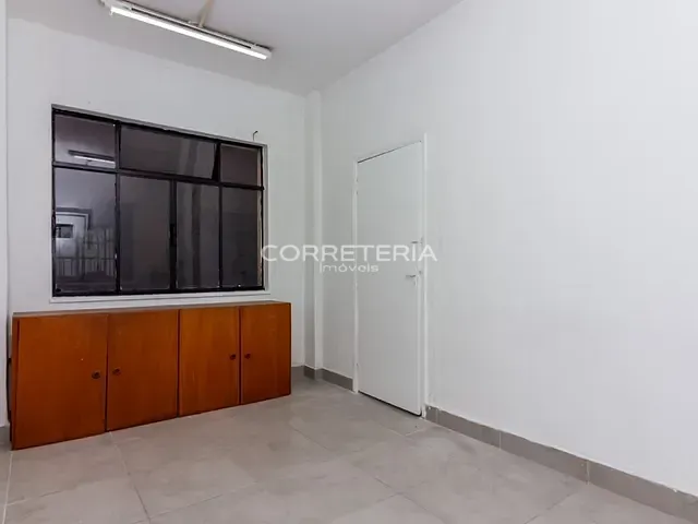 Sala à venda, no bairro República em São Paulo