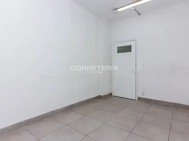 Sala à venda, no bairro República em São Paulo