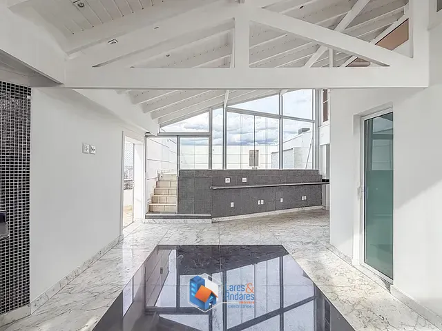 Cobertura / Penthouse 4 quartos e 5 banheiros, à venda, no bairro Vila Maria Alta em São Paulo
