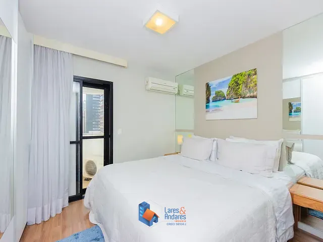 Apartamento 3 quartos e 3 banheiros, à venda, no bairro Vila Olímpia em São Paulo