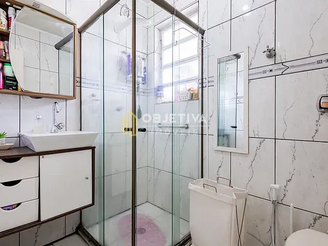 Apartamento 2 quartos e 1 banheiro, à venda, no bairro Vila Ipiranga em Porto Alegre