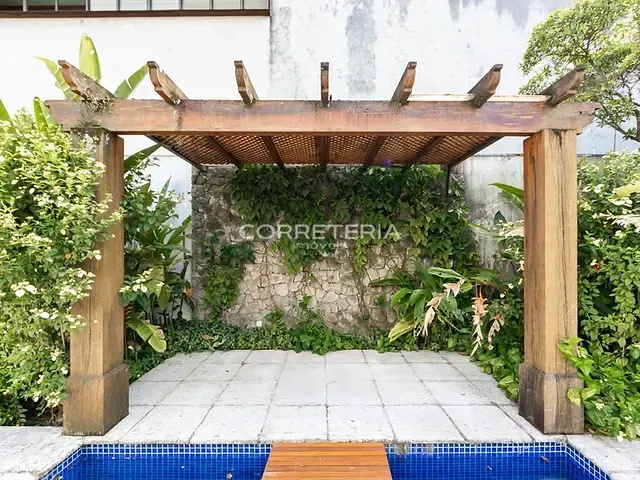 Casa 4 quartos e 8 banheiros, à venda, no bairro Vila Nova Conceição em São Paulo