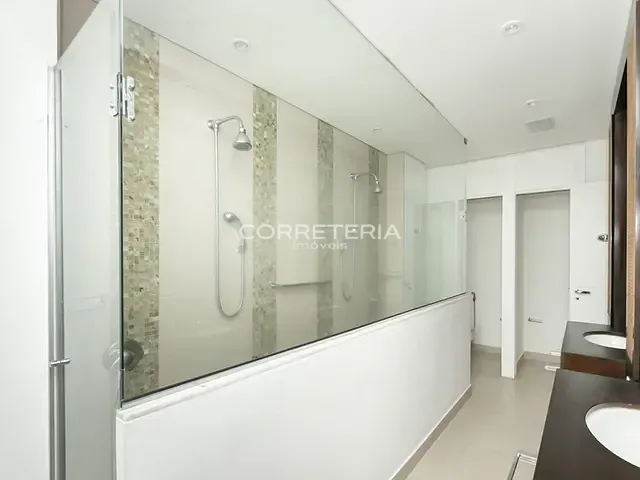 Casa 4 quartos e 8 banheiros, à venda, no bairro Vila Nova Conceição em São Paulo