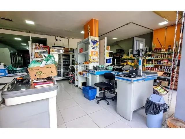 Loja à venda, no bairro Jardim Petrópolis em São Paulo