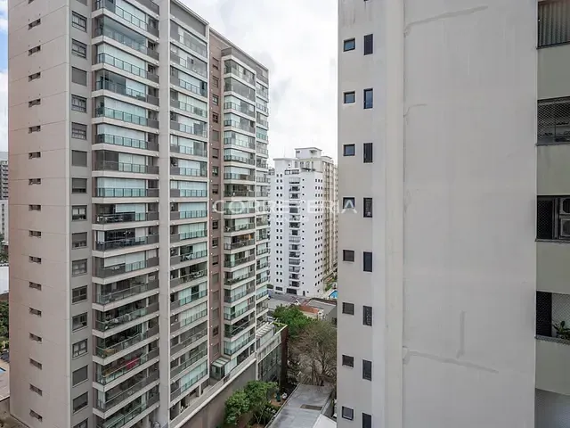 Apartamento 1 quarto e 1 banheiro, à venda, no bairro Moema em São Paulo