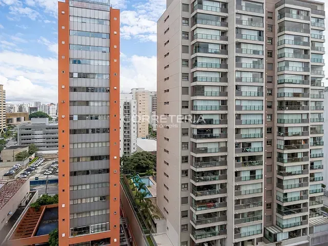 Apartamento 1 quarto e 1 banheiro, à venda, no bairro Moema em São Paulo