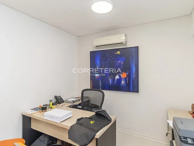 Sala à venda, no bairro Perdizes em São Paulo