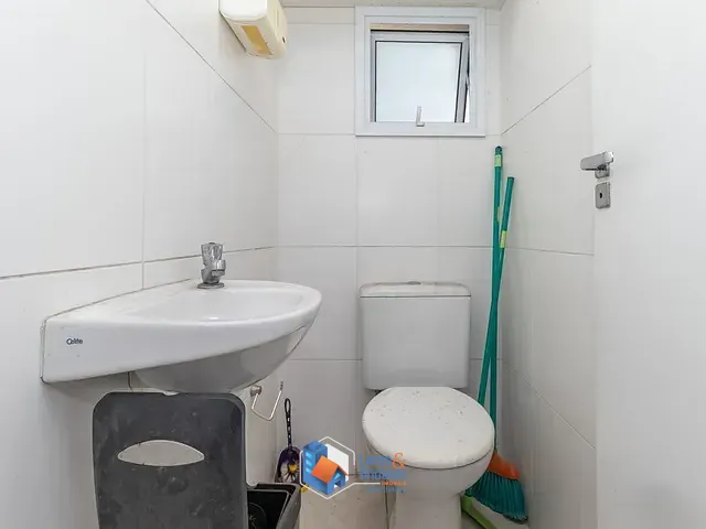 Sala à venda, no bairro Perdizes em São Paulo