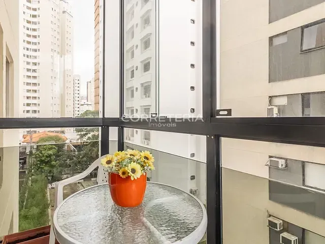 Apartamento 2 quartos e 2 banheiros, à venda, no bairro Vila Nova Conceição em São Paulo
