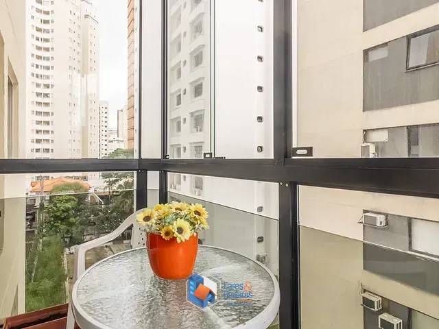 Apartamento 2 quartos e 2 banheiros, à venda, no bairro Vila Nova Conceição em São Paulo
