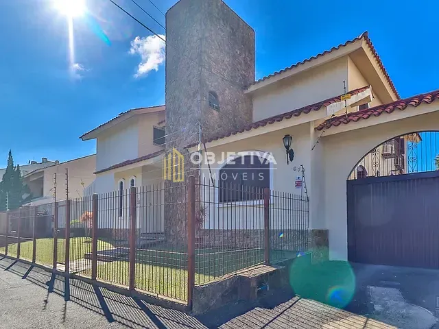 Casa 6 quartos e 8 banheiros, à venda, no bairro Jardim Planalto em Porto Alegre