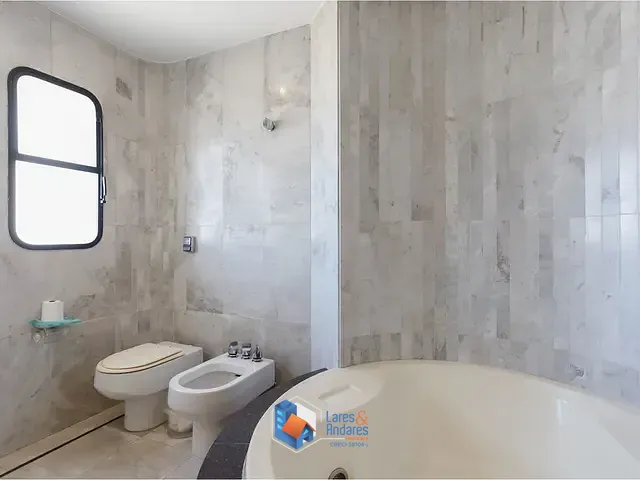 Apartamento 4 quartos e 5 banheiros, à venda, no bairro Higienópolis em São Paulo