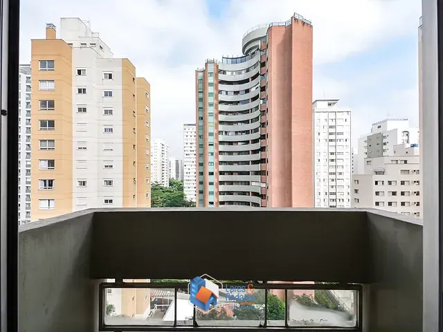 Apartamento 3 quartos e 3 banheiros, à venda, no bairro Moema em São Paulo