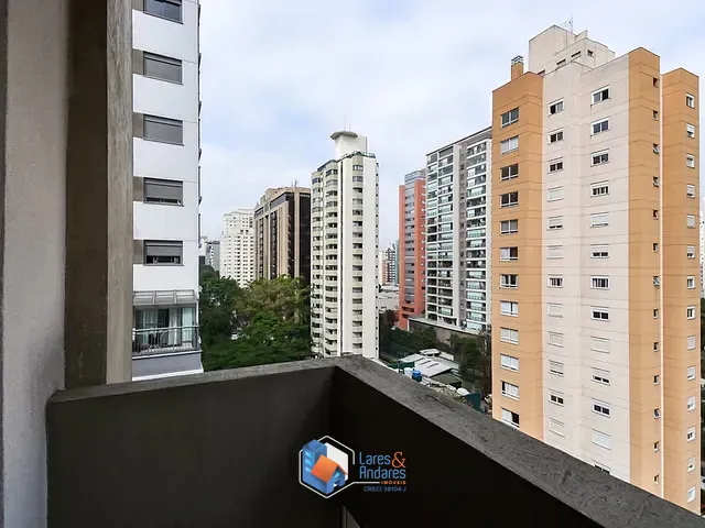 Apartamento 3 quartos e 3 banheiros, à venda, no bairro Moema em São Paulo
