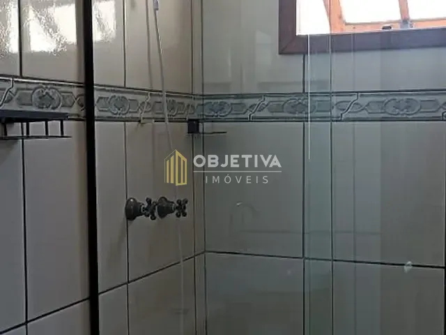 Casa 6 quartos e 4 banheiros, à venda, no bairro Santana em Porto Alegre