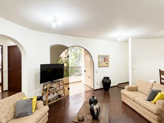 Apartamento 4 quartos e 5 banheiros, à venda, no bairro Moema em São Paulo