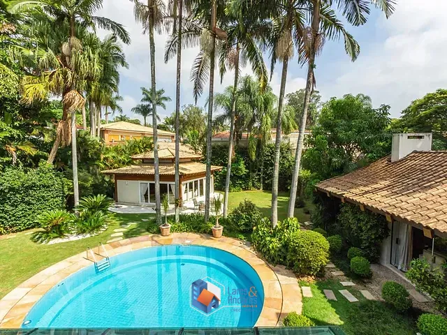 Casa 3 quartos e 6 banheiros, à venda, no bairro Cidade Jardim em São Paulo