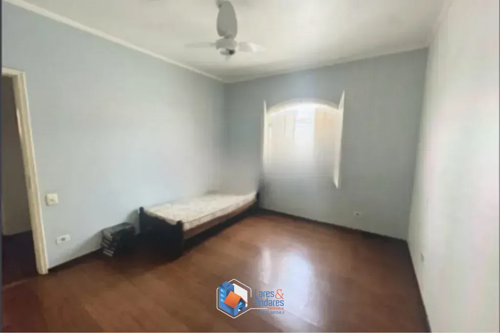 Casa, 3 quartos, 214 m² - Foto 2