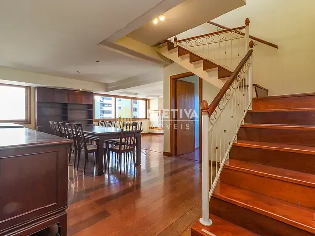 Cobertura / Penthouse 4 quartos e 5 banheiros, à venda, no bairro Bela Vista em Porto Alegre