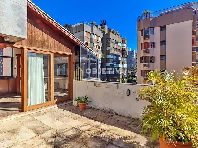 Cobertura / Penthouse 4 quartos e 5 banheiros, à venda, no bairro Bela Vista em Porto Alegre