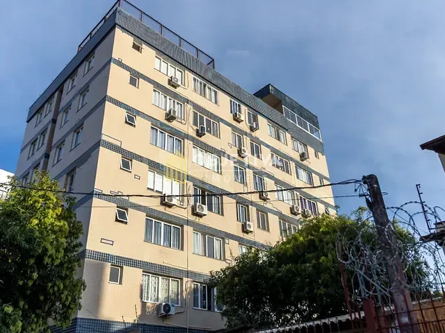 Apartamento 1 quarto e 1 banheiro, à venda, no bairro Jardim Botânico em Porto Alegre