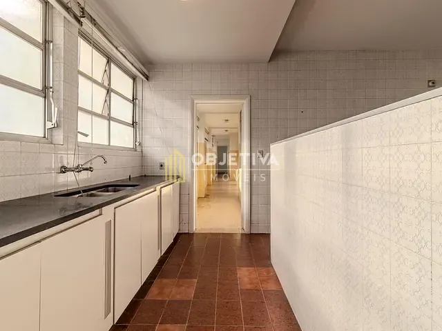 Apartamento 3 quartos e 4 banheiros, à venda, no bairro Moinhos de Vento em Porto Alegre