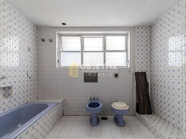 Apartamento 3 quartos e 4 banheiros, à venda, no bairro Moinhos de Vento em Porto Alegre
