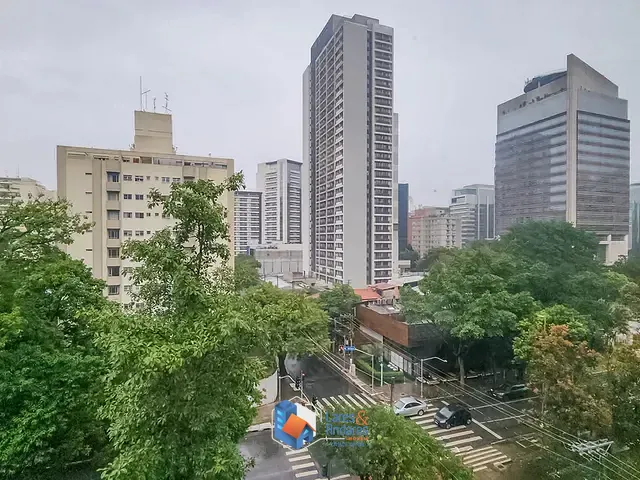 Apartamento 3 quartos e 3 banheiros, à venda, no bairro Vila Olímpia em São Paulo