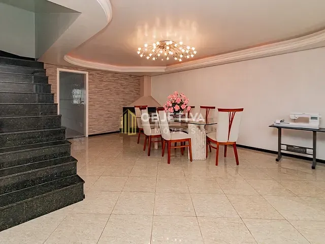 Casa 3 quartos e 3 banheiros, à venda, no bairro Parque Santa Fé em Porto Alegre